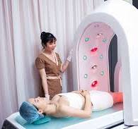 TẮM TRẮNG PHI THUYỀN .