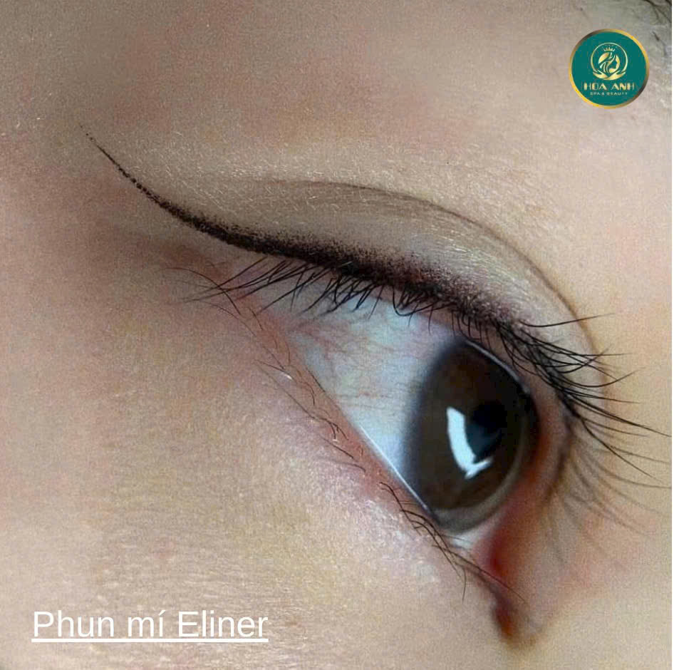Phun mí mắt Eyeliner có nguy hiểm cho mắt không?